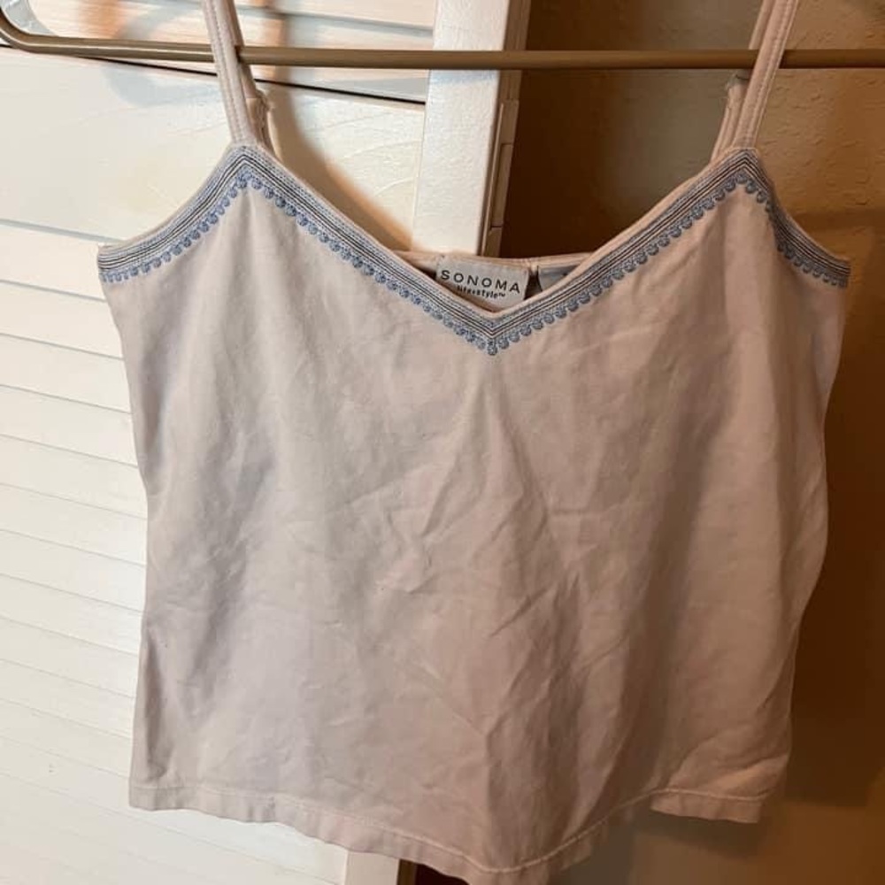 Small crop top